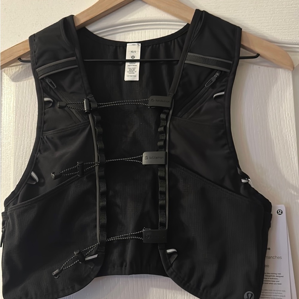 Fast and Free Run Vest